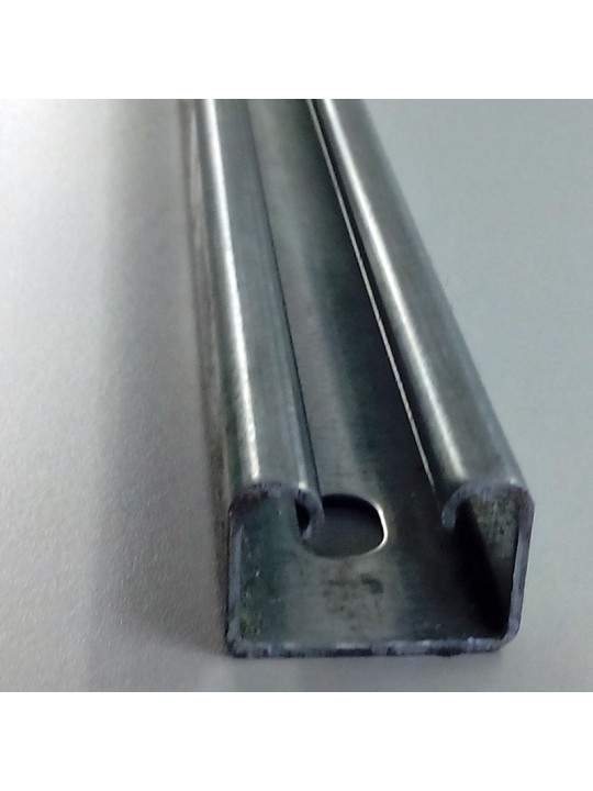 Perfil cincado con Clip PVC para Invernaderos.